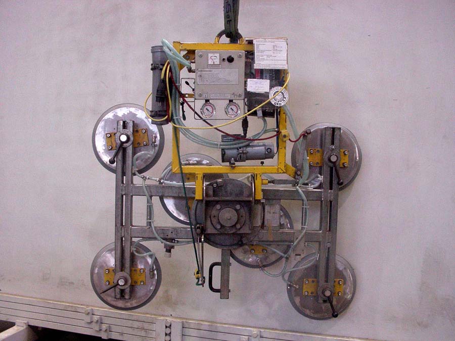 This is also a euroTech converted vacuum lifter 7011-DS, originally made by Pannkoke.