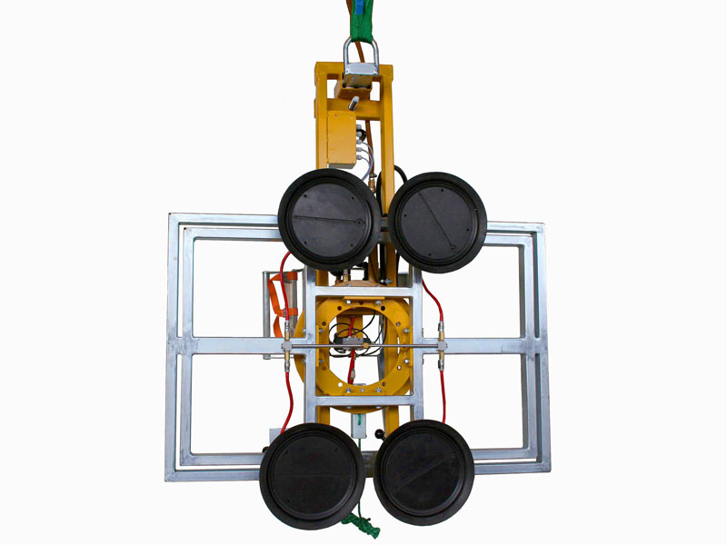 Vacuum lifter 7005-D43 SO04/E is a suction cup lifter that was adapted to suit the needs of window manufacturers. This pneumatically operated suction cup lifter is able to move elements weighing up to 400 kg.
